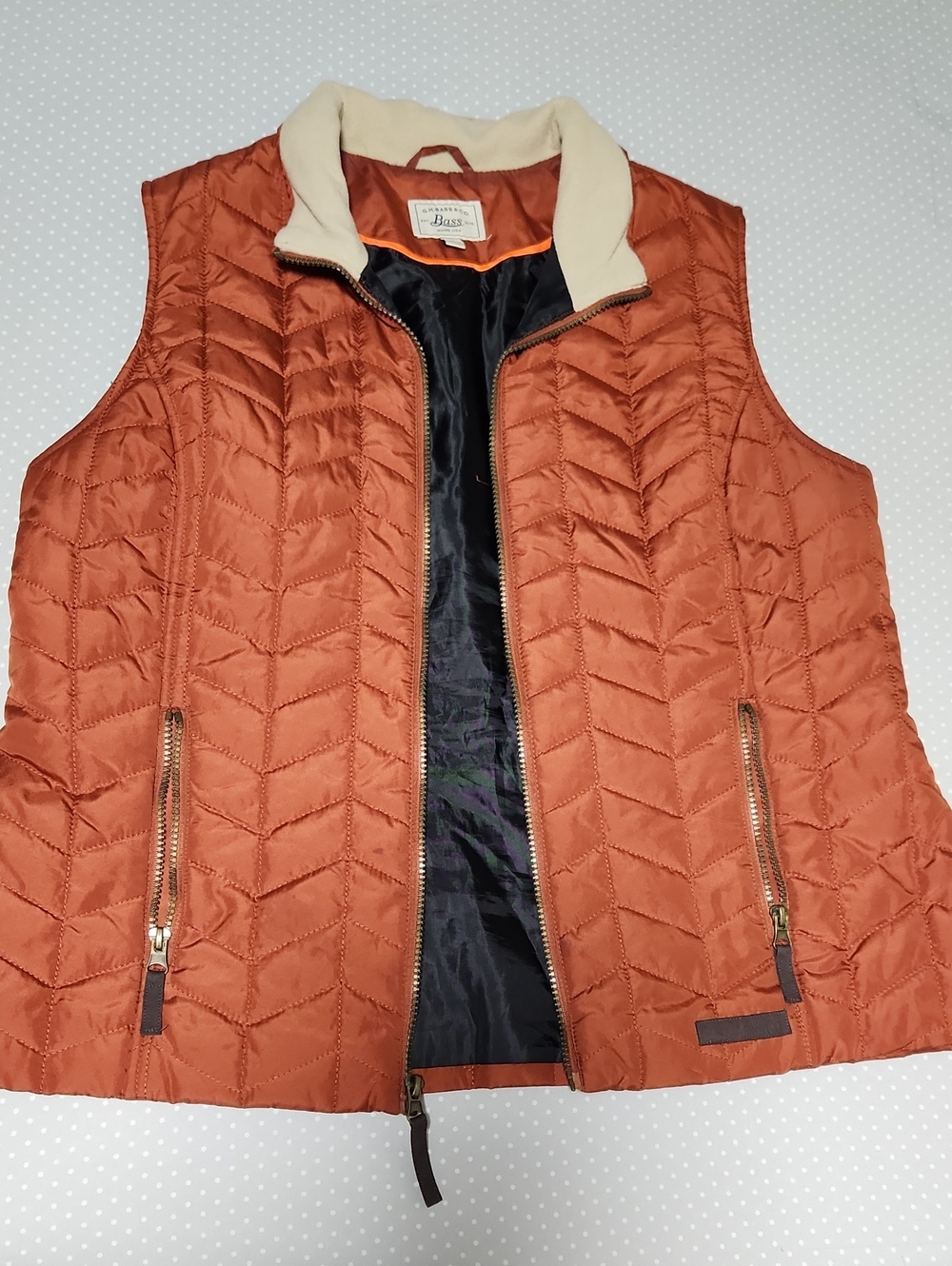 Size L Quilted Rust Sleeveless Vest Jacket - Casual Layering